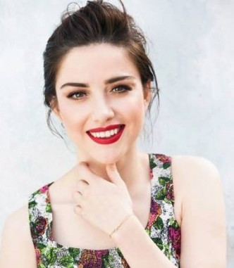 Özge Gürel Fotoğrafı