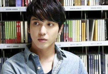 Jung Yong-Hwa Fotoğrafları 200