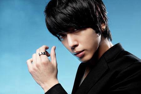 Jung Yong-Hwa Fotoğrafı