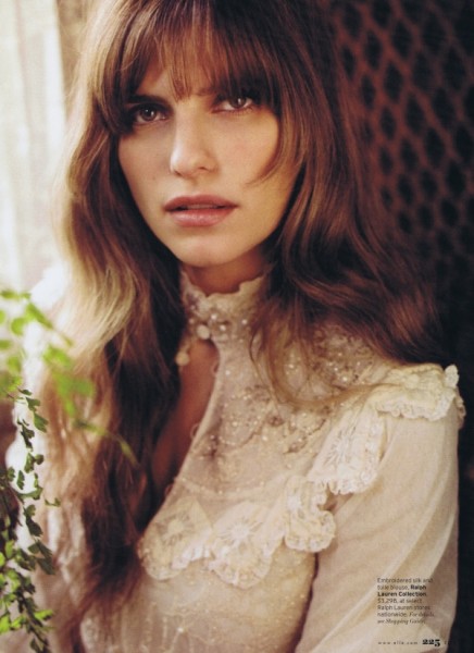 Lake Bell Fotoğrafı