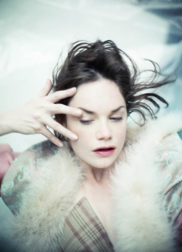 Ruth Wilson Fotoğrafı