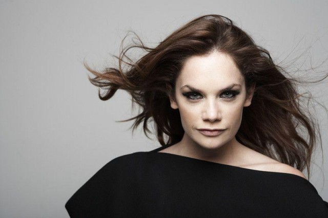 Ruth Wilson Fotoğrafı