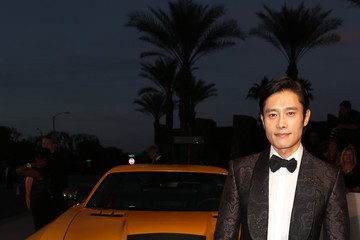 Lee Byung-hun Fotoğrafı