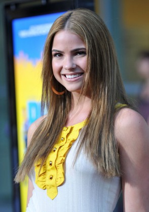 Shelley Hennig Fotoğrafları 40