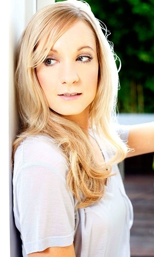 Joanne Froggatt Fotoğrafı