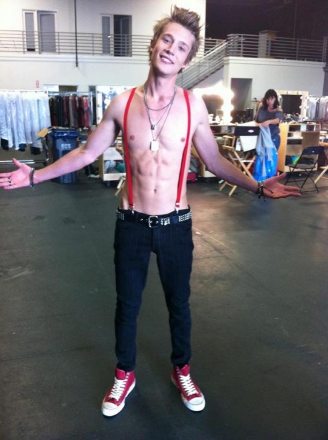 Nick Roux Fotoğrafları 8