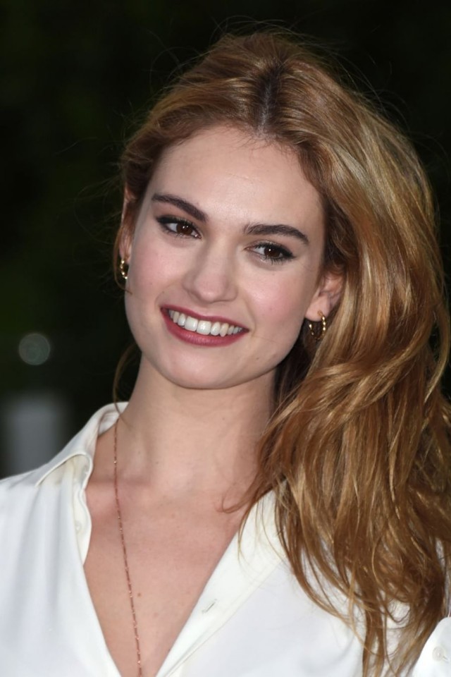 Lily James Fotoğrafları 13