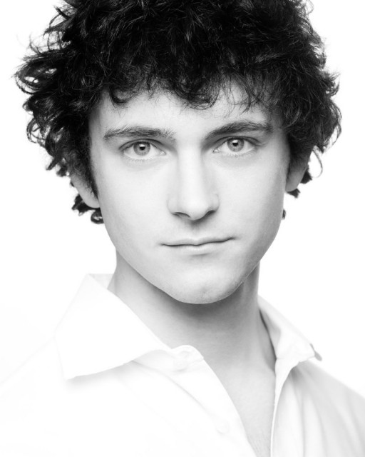 George Blagden Fotoğrafı