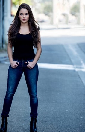 Madison Pettis Fotoğrafı