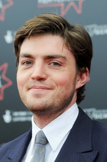 Tom Burke Fotoğrafı