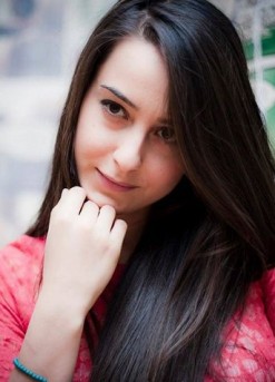 Cemre Burcu Tosun Fotoğrafı