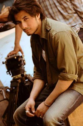 Ali Zafar Fotoğrafı