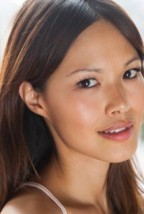 Elaine Tan Fotoğrafı