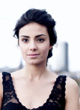 Aiysha Hart Fotoğrafı