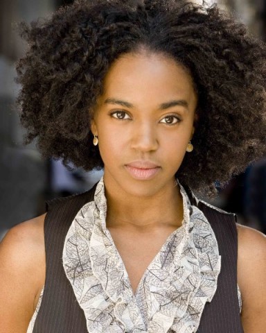 Jerrika Hinton Fotoğrafı