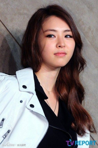 Lee Yeon-Hee Fotoğrafı