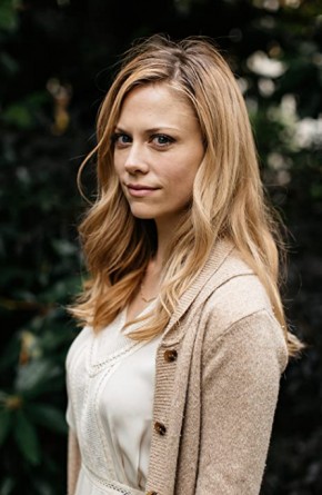 Claire Coffee Fotoğrafları 10