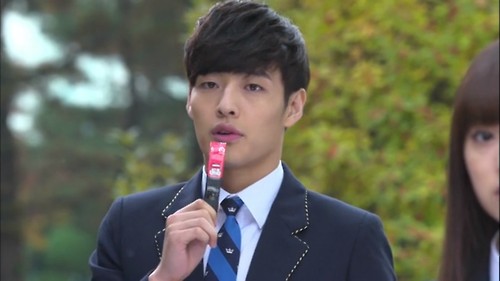 Kang Ha-Neul Fotoğrafları 38