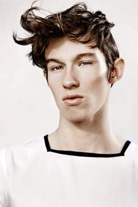 Callum Turner Fotoğrafı