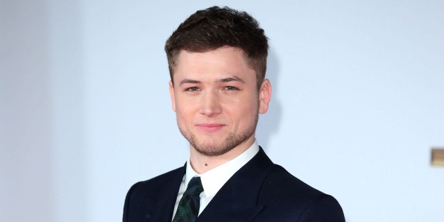 Taron Egerton Fotoğrafları 24