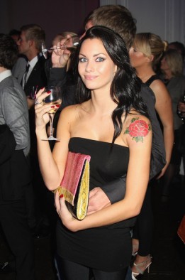 Jessica Jane Clement Fotoğrafı