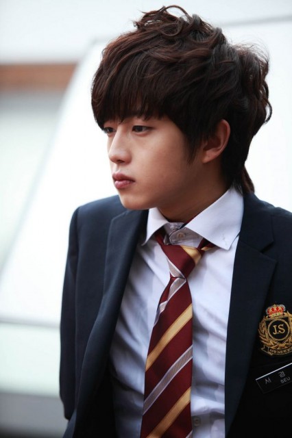 Kim Min-suk Fotoğrafı