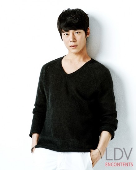 Han Joo-Wan Fotoğrafı