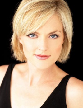 Elaine Hendrix Fotoğrafları 12