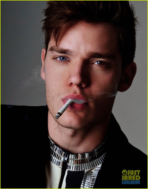 Dominic Sherwood Fotoğrafları 27