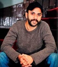 Sarp Akkaya Fotoğrafı