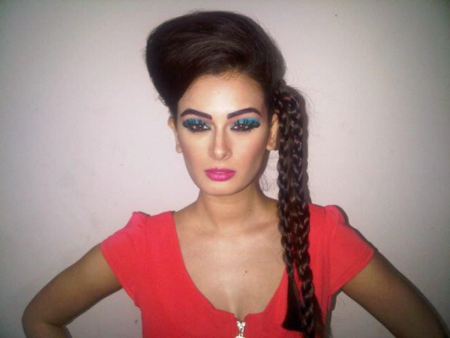 Evelyn Sharma Fotoğrafı