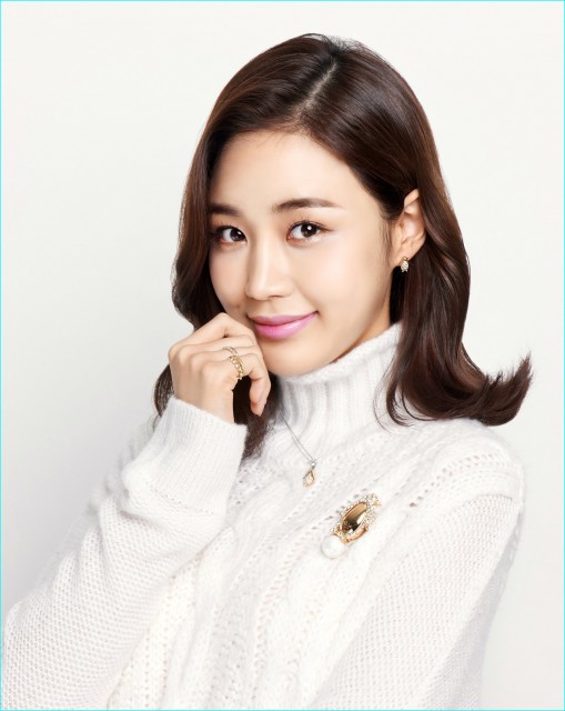 Yoon Jin-Yi Fotoğrafı