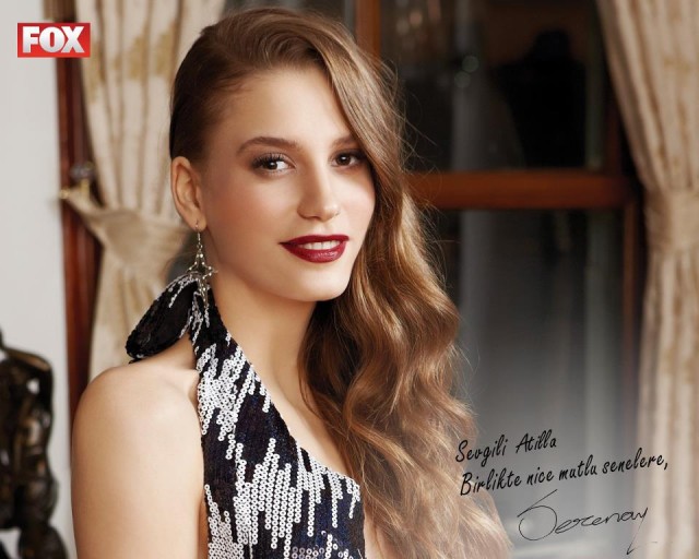 Serenay Sarıkaya Fotoğrafı