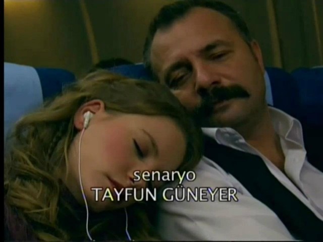 Serenay Sarıkaya Fotoğrafı
