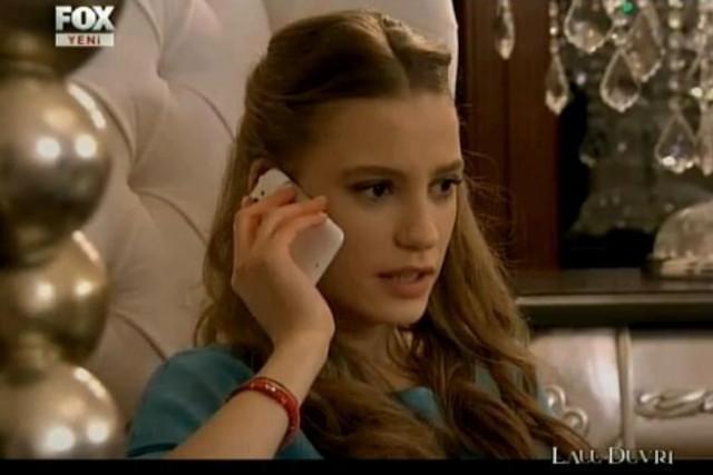 Serenay Sarıkaya Fotoğrafı