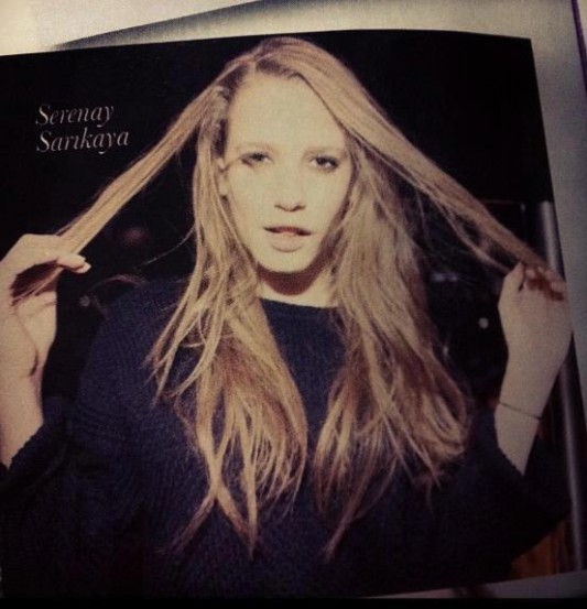 Serenay Sarıkaya Fotoğrafları 799