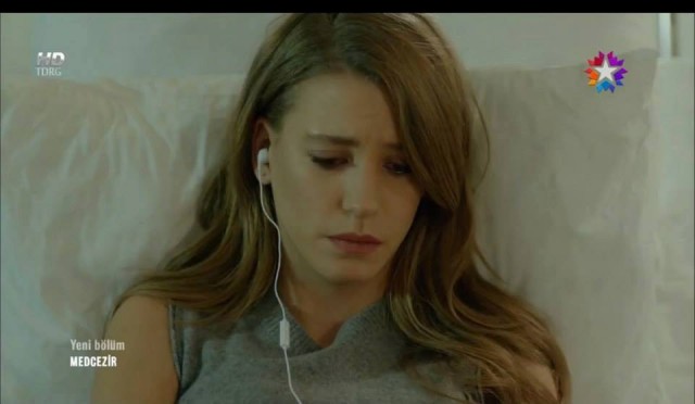 Serenay Sarıkaya Fotoğrafı