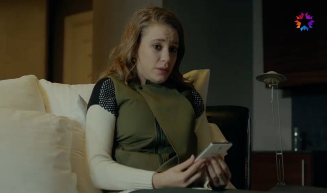 Serenay Sarıkaya Fotoğrafı