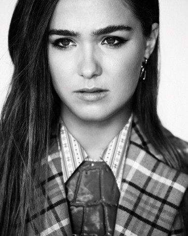 Haley Lu Richardson Fotoğrafı