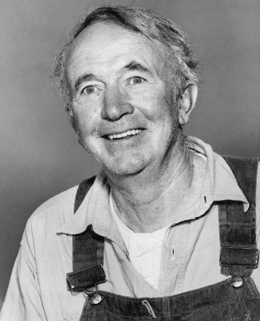 Walter Brennan Fotoğrafları 7