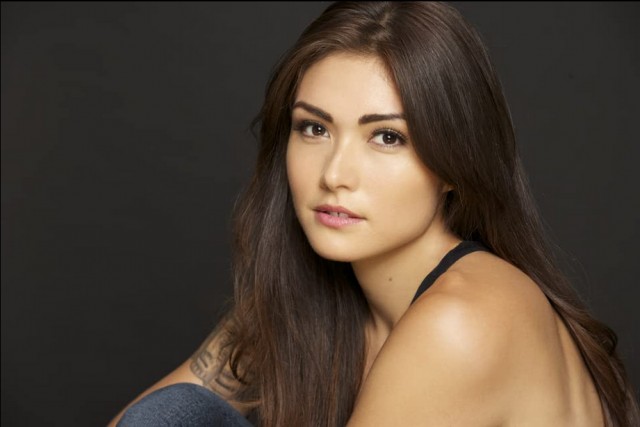 Daniella Pineda Fotoğrafları 10