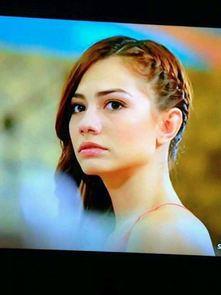 Demet Özdemir Fotoğrafı