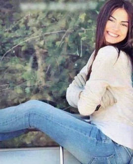 Demet Özdemir Fotoğrafı