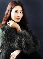 Claudia Kim Fotoğrafı