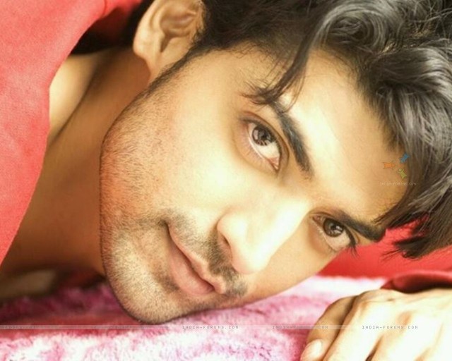 Gurmeet  Choudhary Fotoğrafları 2