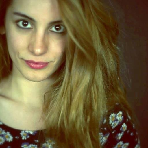 Nihal Işıksaçan Fotoğrafı