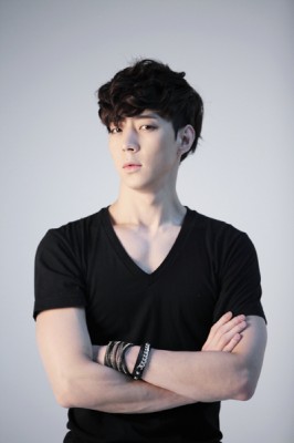 Park Yoo-Hwan Fotoğrafı