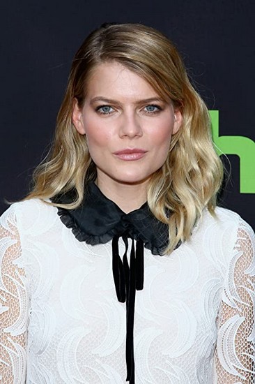 Emma Greenwell Fotoğrafları 6