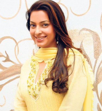 Juhi Chawla Fotoğrafı