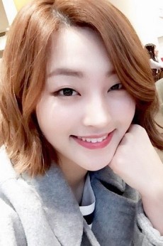 Ji Yi-Soo Fotoğrafı
